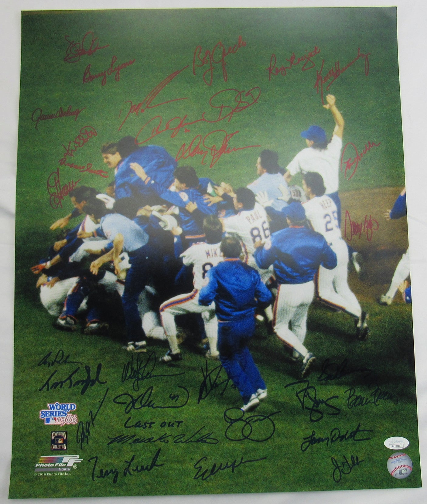 1986 New York Mets WS Team Signed 16x20 Photo JSA 30 Signatures! I