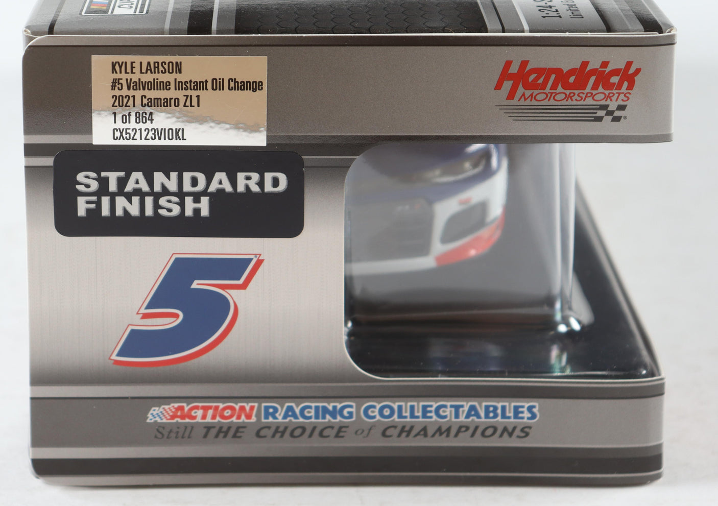 Kyle Larson Signed 2021 NASCAR #5 Valvoline Instant Oil Change - 1:24 Premium Diecast Car (PA)