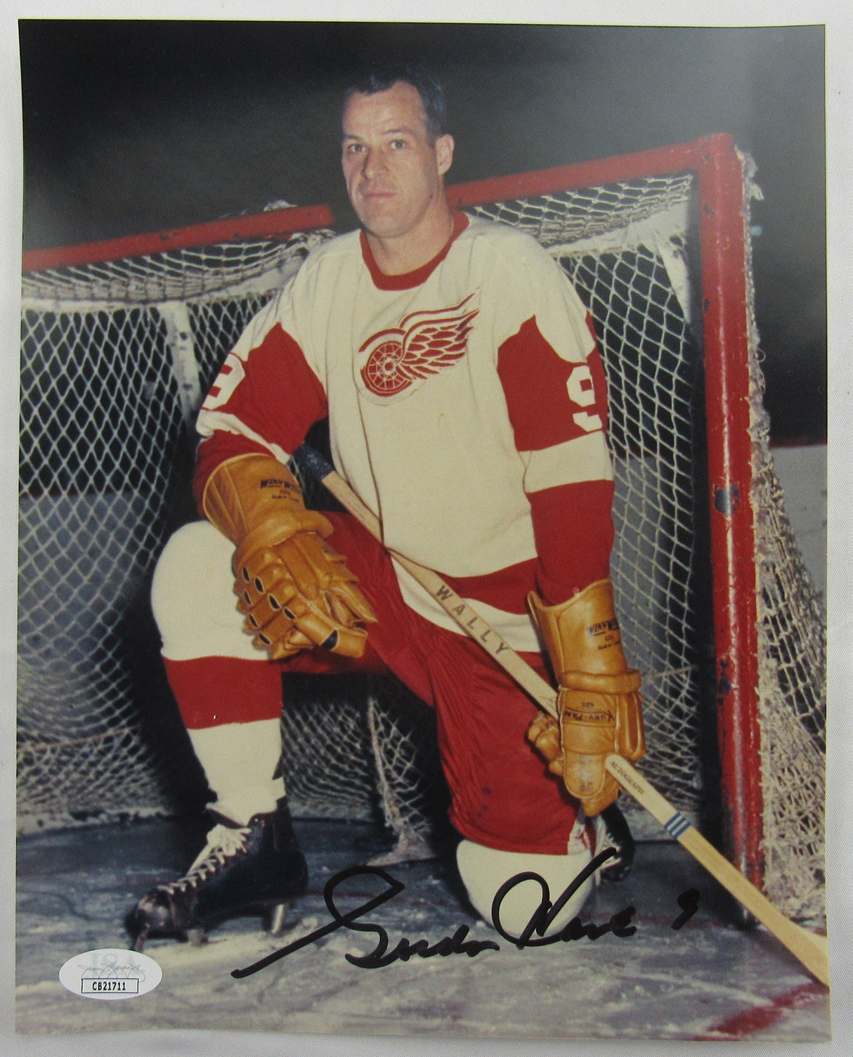 Gordie Howe Signed Auto Autograph 8x10 Photo JSA CB21711