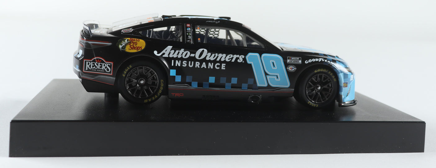 Martin Truex Jr. Signed 2023 Auto-Owners 1:24 Diecast Car (Limited Edition)