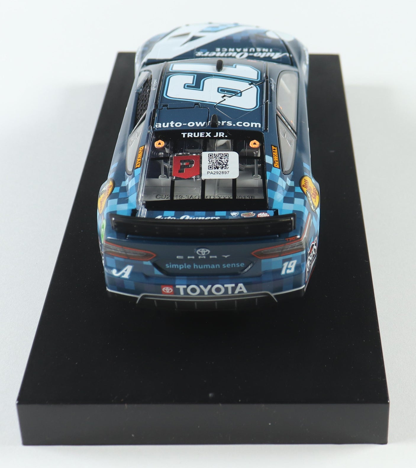 Martin Truex Jr. 2022 Signed Auto-Owners Insurance 1:24 Diecast Car | Limited Edition