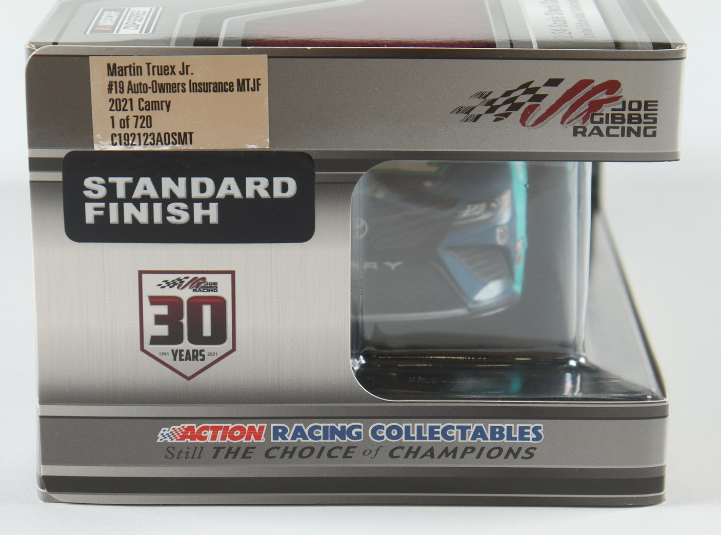 Martin Truex Jr. Signed 2021 Auto Owner's Insurance 1:24 Diecast Car – Limited Edition (PA)