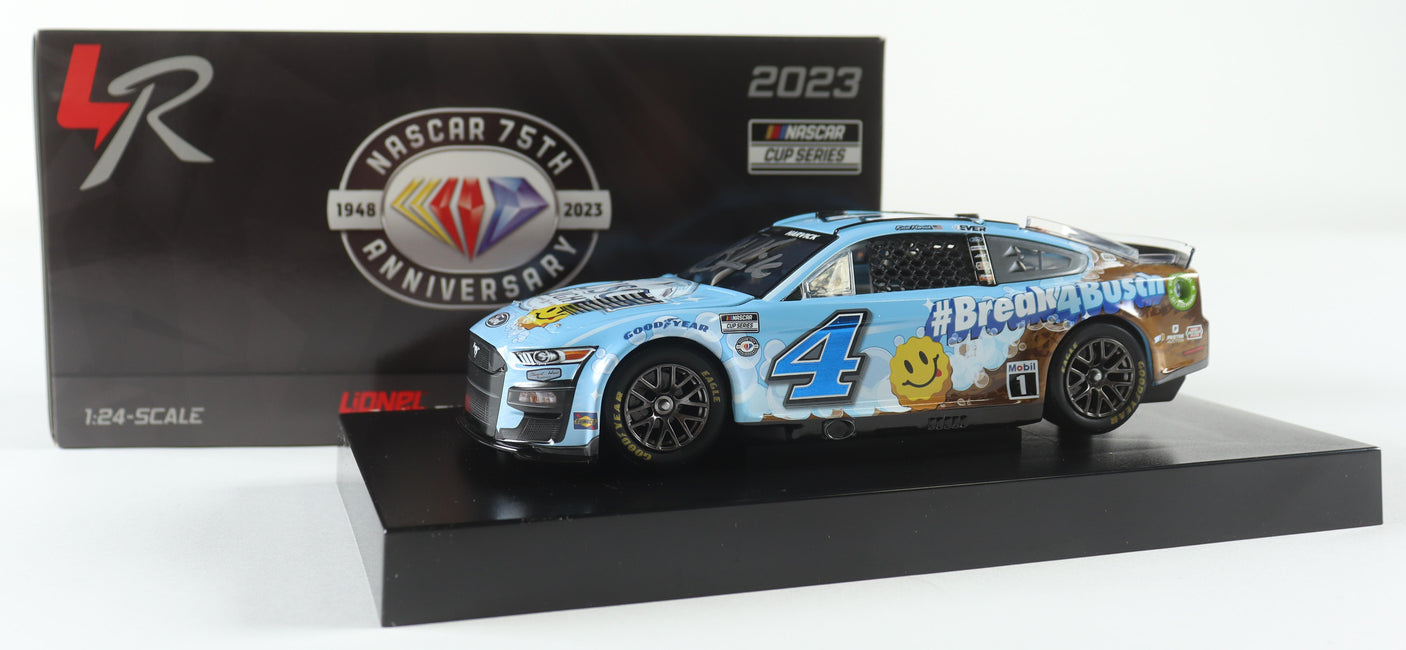 Kevin Harvick Autographed 2023 Busch Light Dirt Lionel 1:24 Diecast Car – Limited Edition (504)