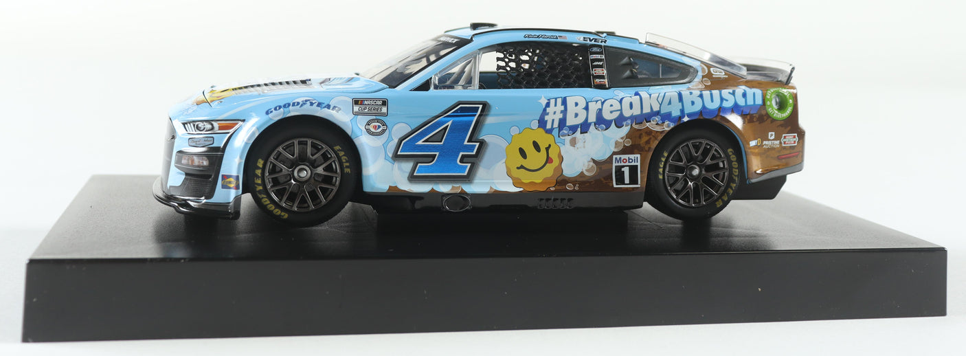 Kevin Harvick Autographed 2023 Busch Light Dirt Lionel 1:24 Diecast Car – Limited Edition (504)