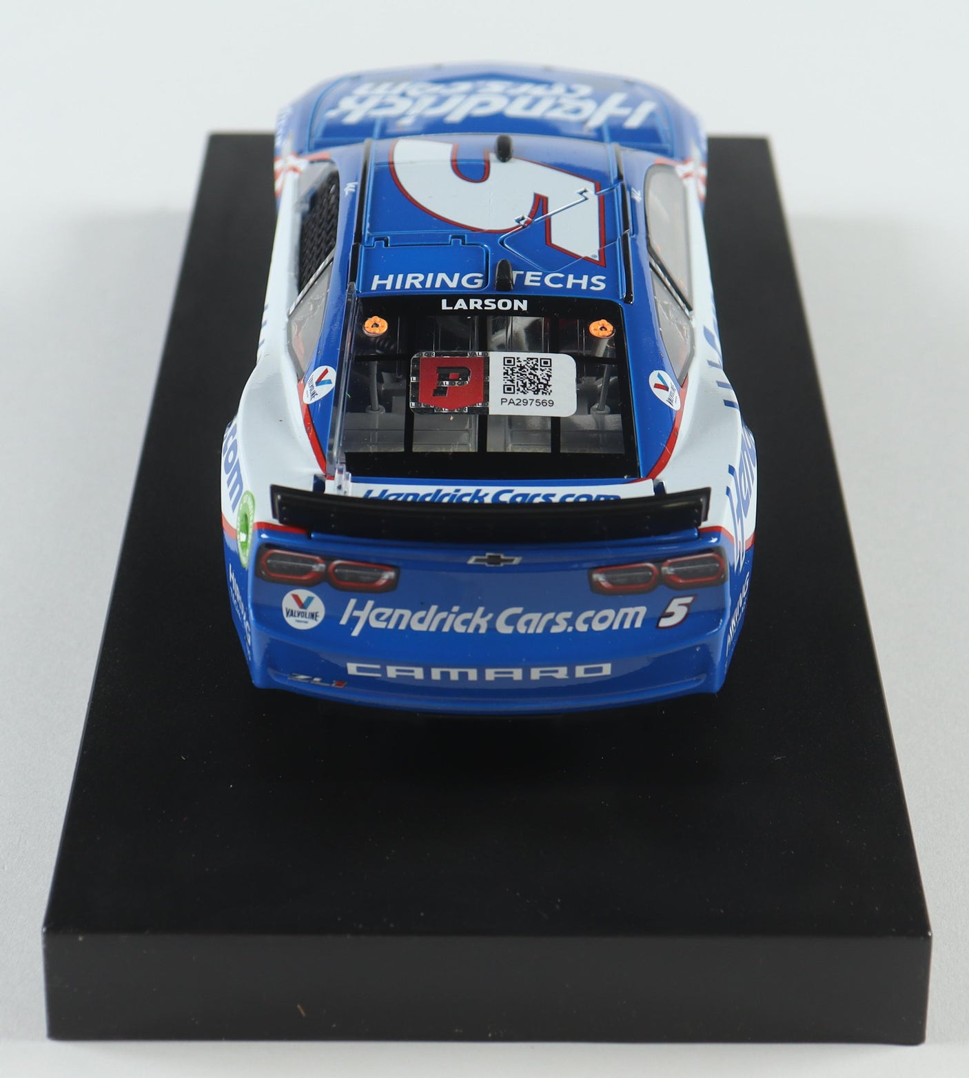 Kyle Larson Signed 1:24 Hendrickcars Diecast Car 2022 Limited Edition