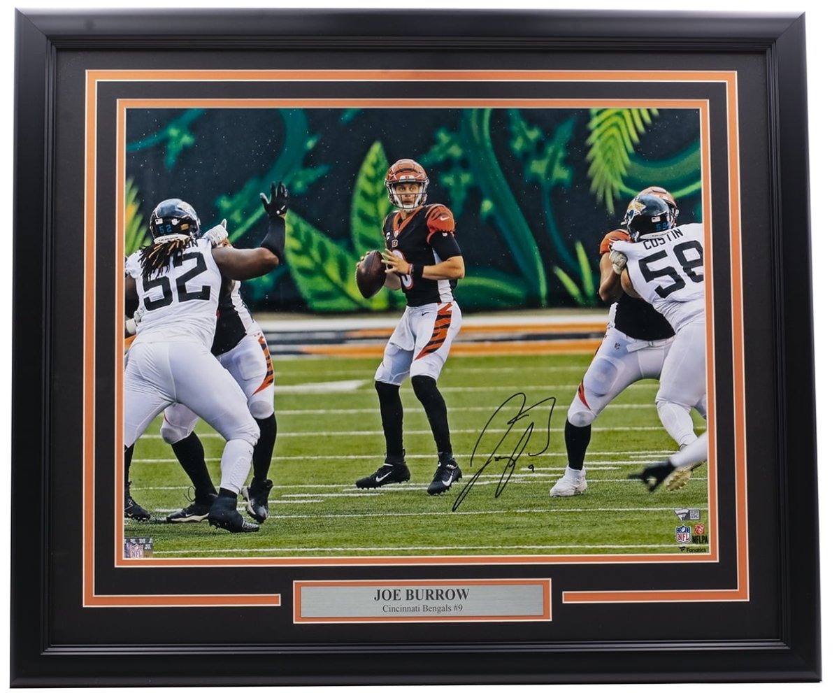 Joe Burrow Signed Framed 16x20 Cincinnati Bengals Photo Fanatics - Sports Integrity