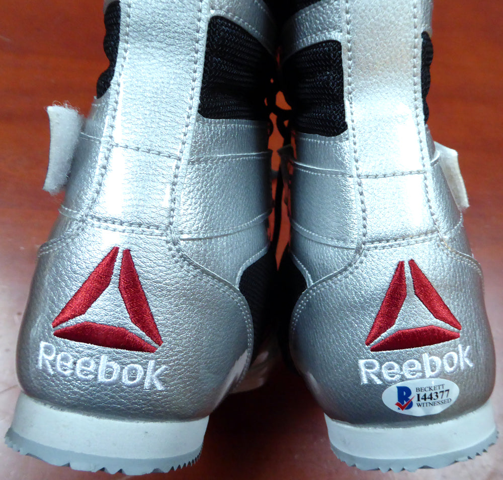 Floyd Mayweather Jr. Autographed Reebok Silver Boxing Shoes Beckett BAS Stock #121801