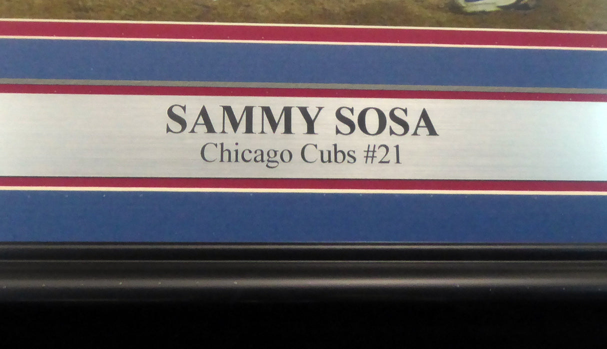 Sammy Sosa Autographed Framed 16x20 Photo Chicago Cubs Beckett BAS Stock #155013