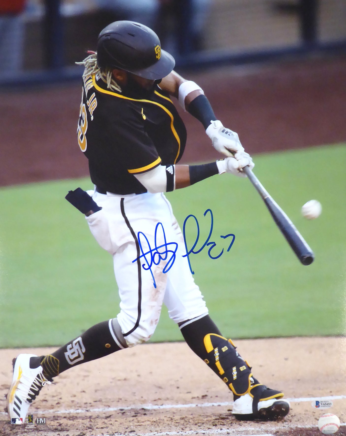 Fernando Tatis Jr. Autographed 16x20 Photo San Diego Padres Beckett BAS Stock #181119