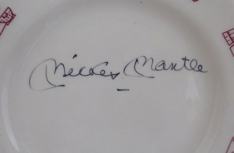 Mickey Mantle Autographed Mickey Mantle's Country Cooking' Restaurant Plate New York Yankees Beckett BAS #A34682