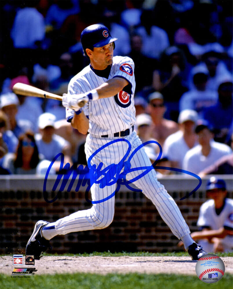 Ryne Sandberg Signed Chicago Cubs Swinging Action 8x10 Photo