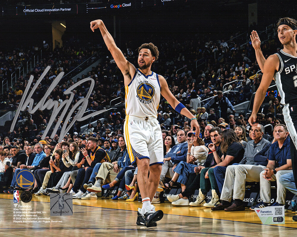 Klay Thompson Signed Golden State Warriors Shooting vs Spurs 8x10 Photo - (Fanatics)