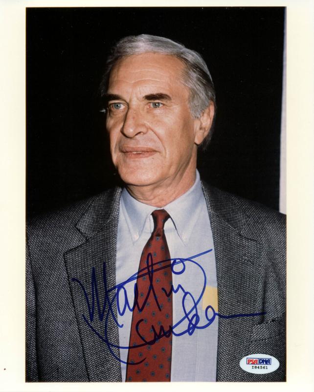 Martin Landau Signed Authentic 8X10 Photo Autographed PSA/DNA #I84561