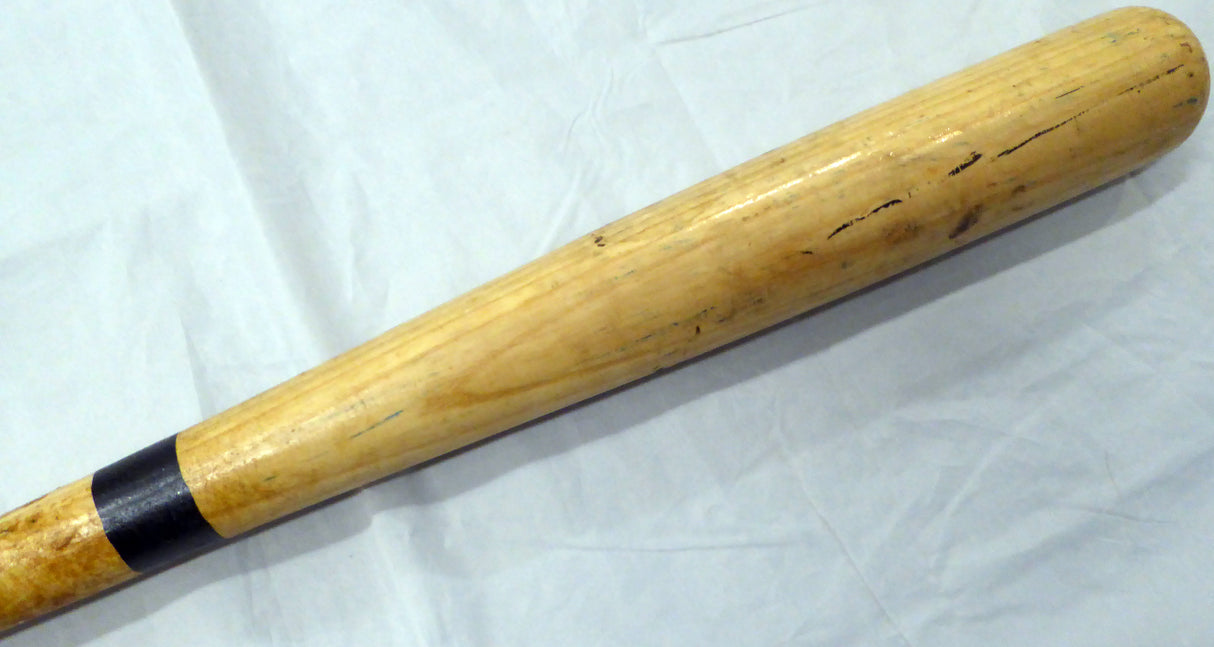 Chili Davis Autographed Game Used Rawlings Bat California Angels (Cracked) Beckett BAS QR #BD47898