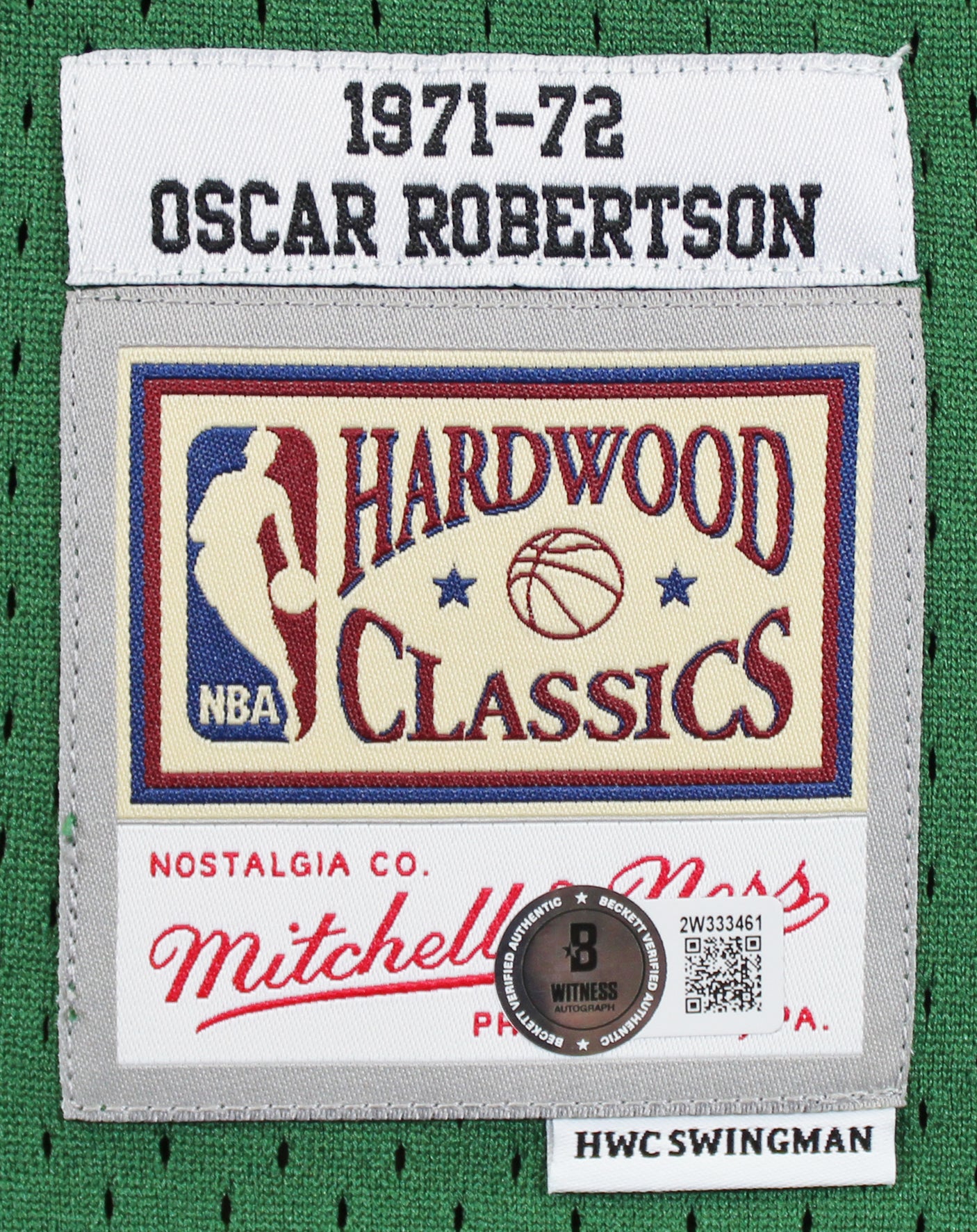 Bucks Oscar Robertson Signed 1970-71 Green M&N Swingman Jersey BAS Witnessed