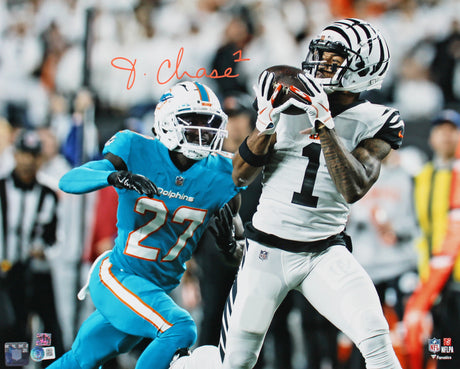 Bengals Ja'Marr Chase Signed 16x20 Horizontal Photo vs. Dolphins BAS Witnessed