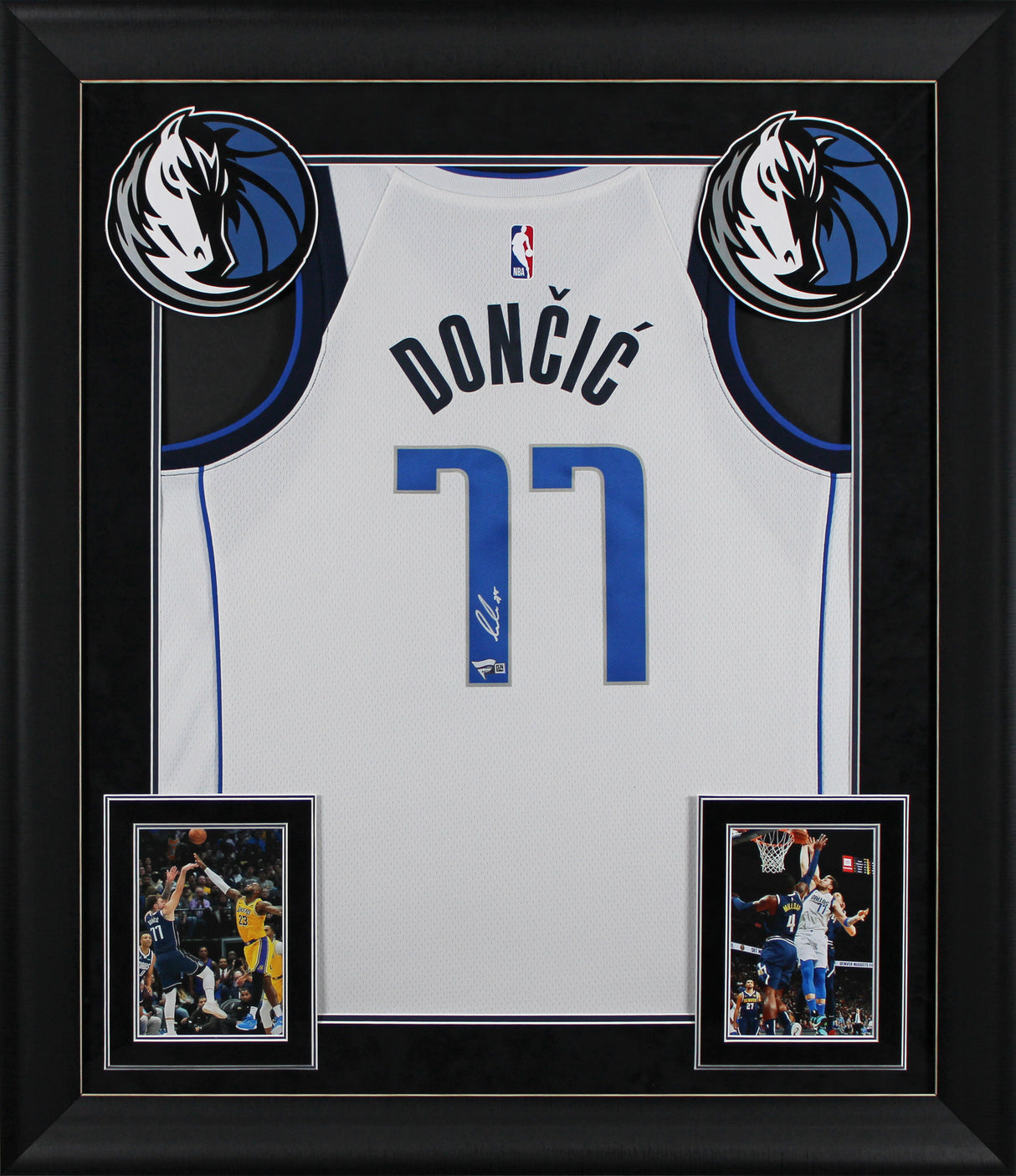 Mavericks Luka Doncic Signed White Nike Swingman Framed Jersey Fanatics #A473485