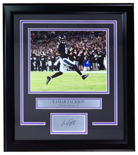 Lamar Jackson Framed 8x10 Baltimore Ravens Photo w/ Laser Engraved Signature - Sports Integrity