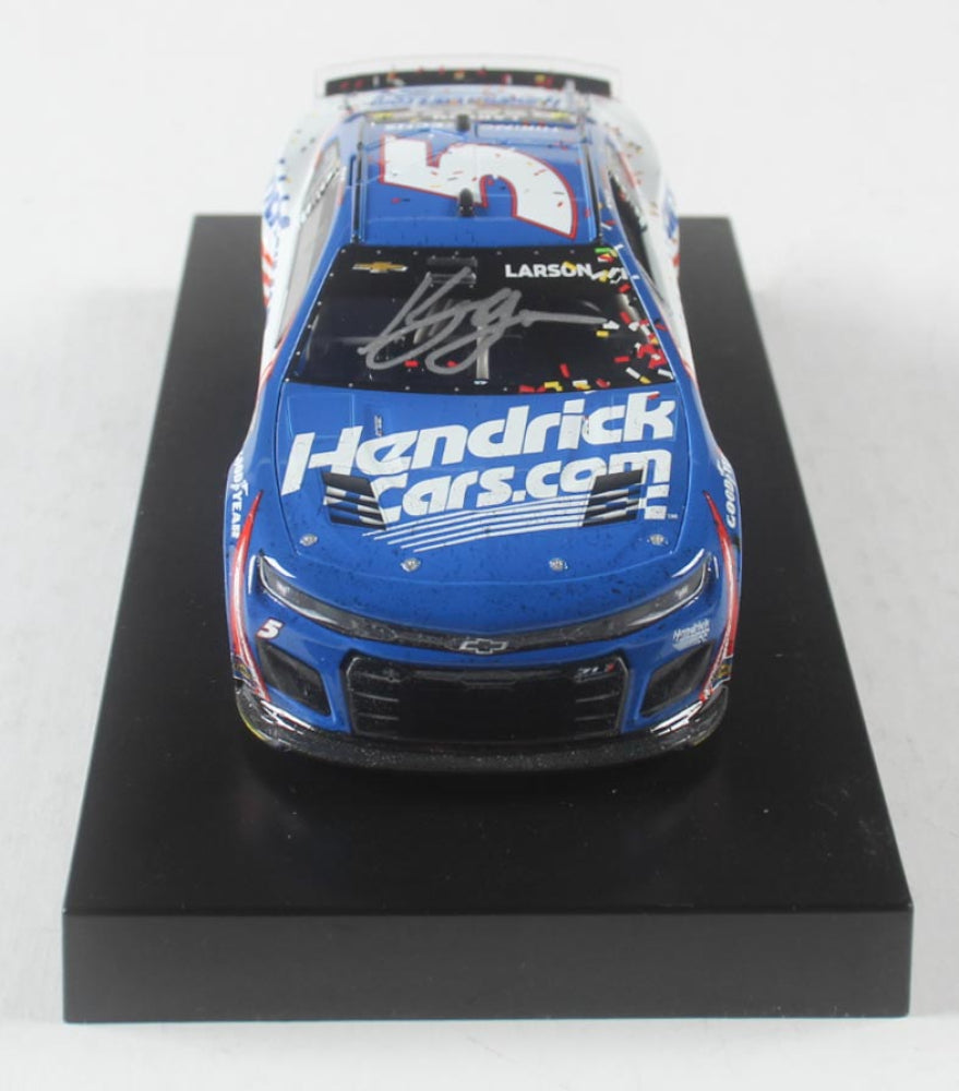 Kyle Larson Signed "HendrickCars" 2024 Las Vegas Win Camaro ZL1 1:24 Scale Die-Cast Car (PA)