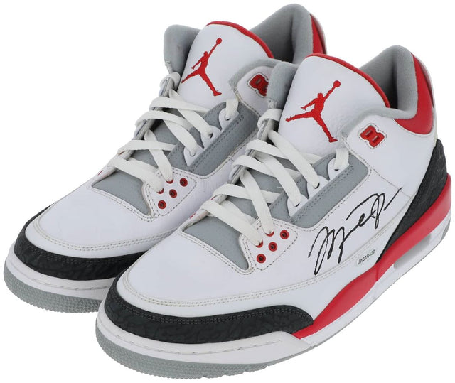 Michael Jordan Bulls Signed 2013 Nike Air Jordan 3 Fire Red Sneaker BAS+UDA - Sports Integrity