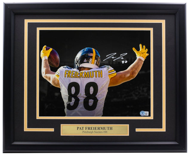 Pat Freiermuth Signed Framed Pittsburgh Steelers 11x14 Photo BAS ITP - Sports Integrity