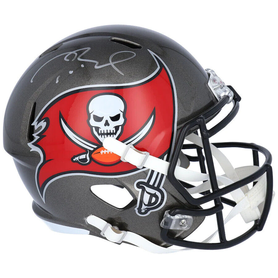 TOM BRADY Autographed Tampa Bay Buccaneers Authentic Speed Helmet FANATICS