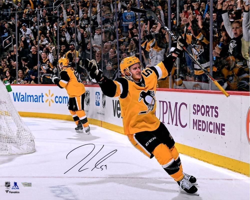 JAKE GUENTZEL Autographed Pittsburgh Penguins "Gold Jersey" 16" x 20" Photograph FANATICS