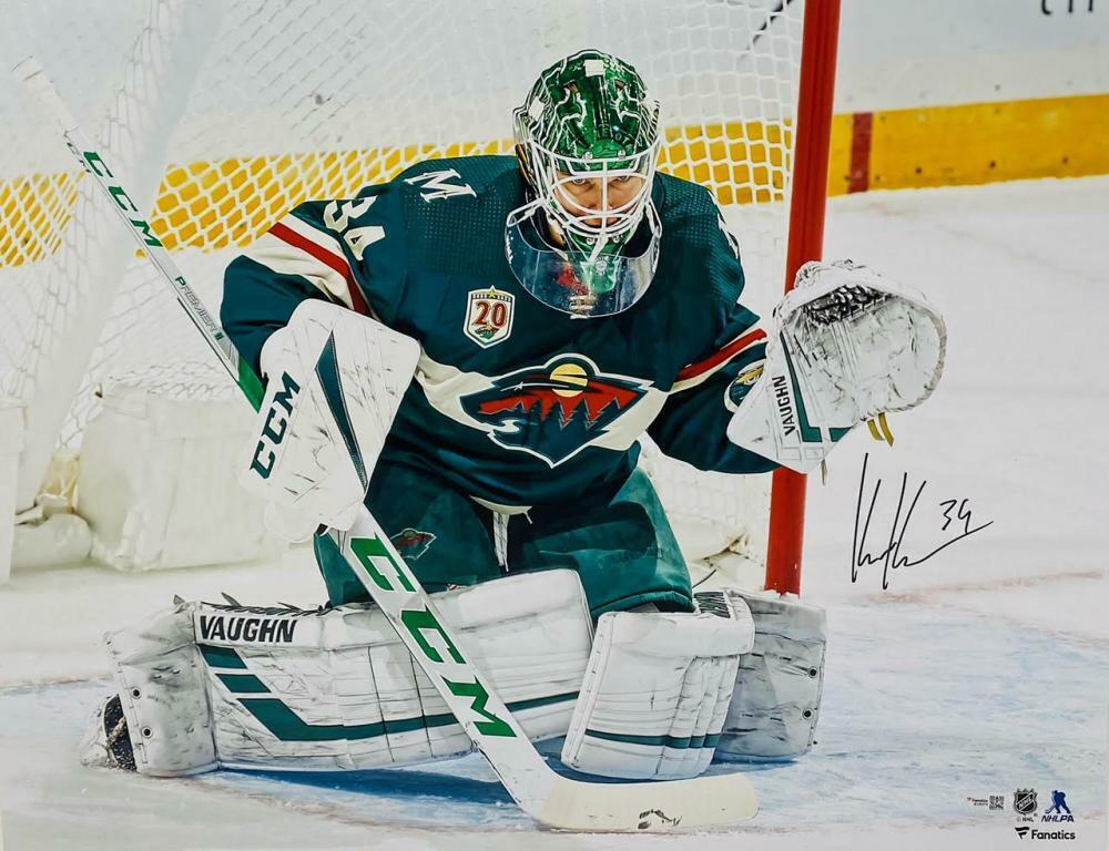 KAAPO KAHKONEN Autographed Minnesota Wild "In Net" 16" x 20" Photograph FANATICS