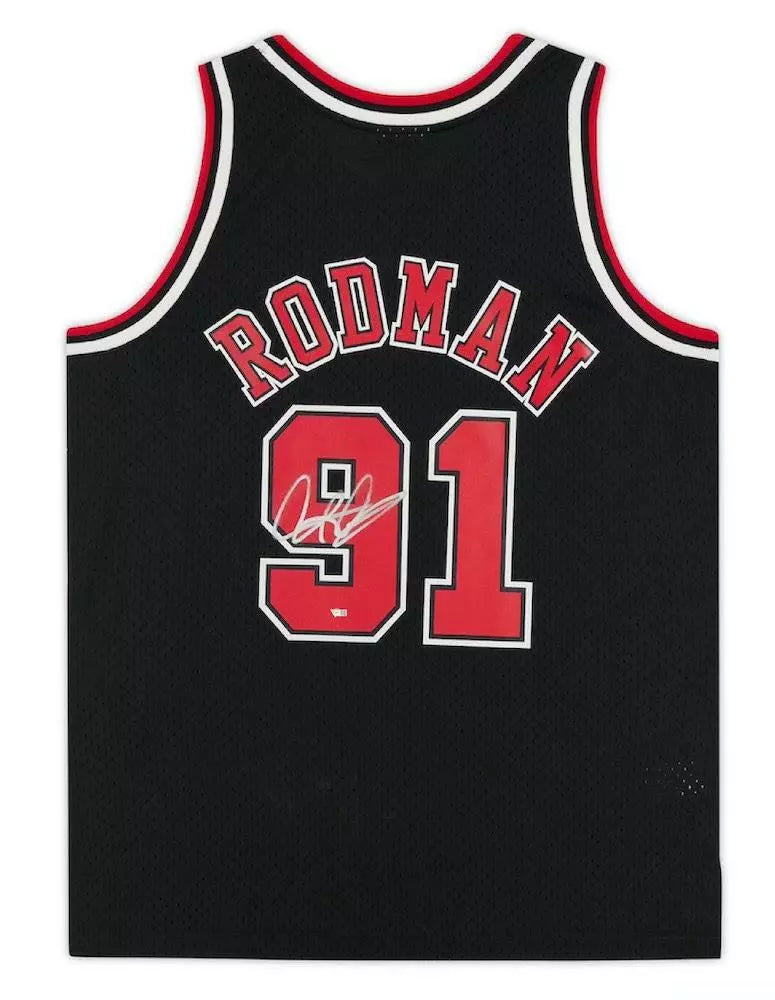 Dennis Rodman Autographed Chicago Bulls 1997-98 Mitchell & Ness Black Jersey Fanatics