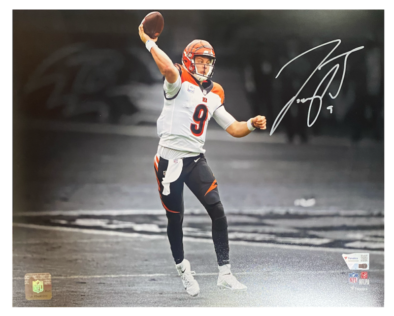 Joe Burrow Autographed Cincinnati Bengals Throwing 11" x 14" Photograph Fanatics