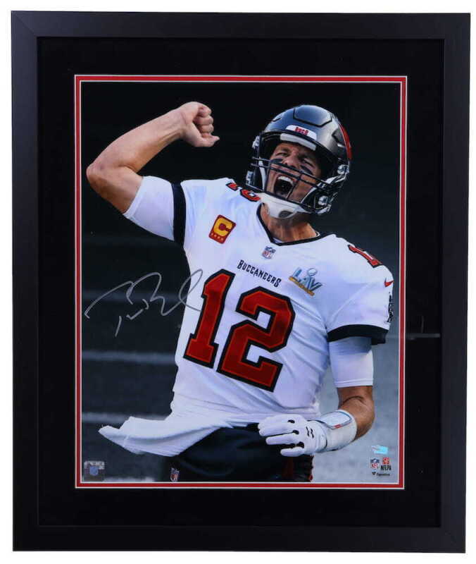 Tom Brady Autographed Tampa Bay Buccaneers Custom Framed Scream 16" x 20" Spotlight Photograph Fanatics